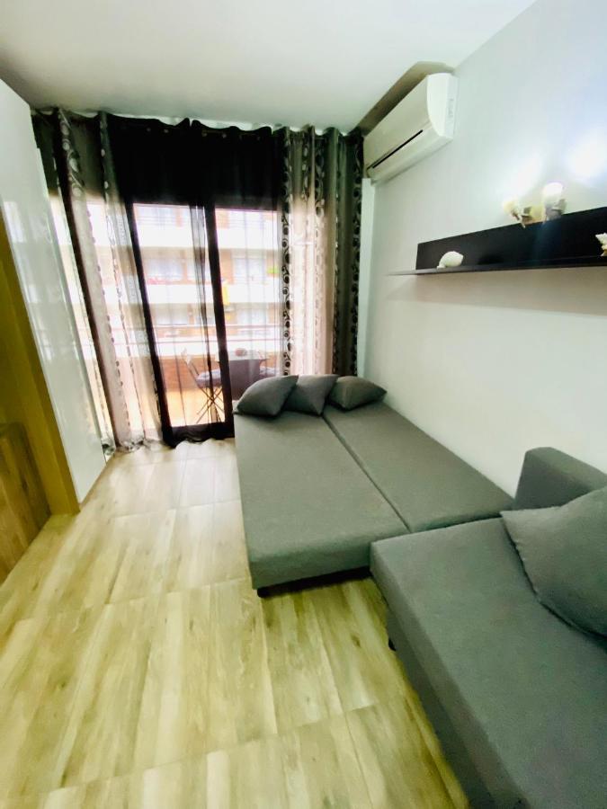 Studio Acapulco Apartment โยเรตเดมาร์ ภายนอก รูปภาพ